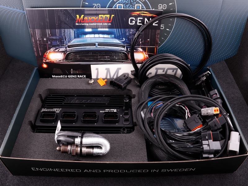 MaxxECU GEN2 RACE Audi ME7.x (VAG) med LSU 5.2 Plugin kit