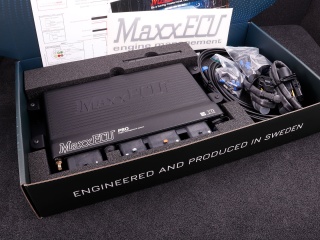 MaxxECU PRO PREMIUM (ECU, kabelhärvor, tillbehör och LSU 4.2)
